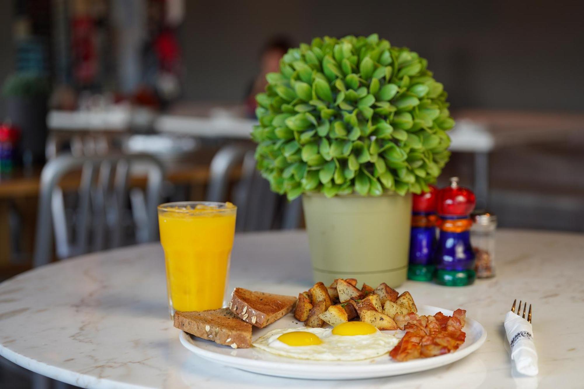 The Locale Hotel Grand Cayman George Town Ngoại thất bức ảnh