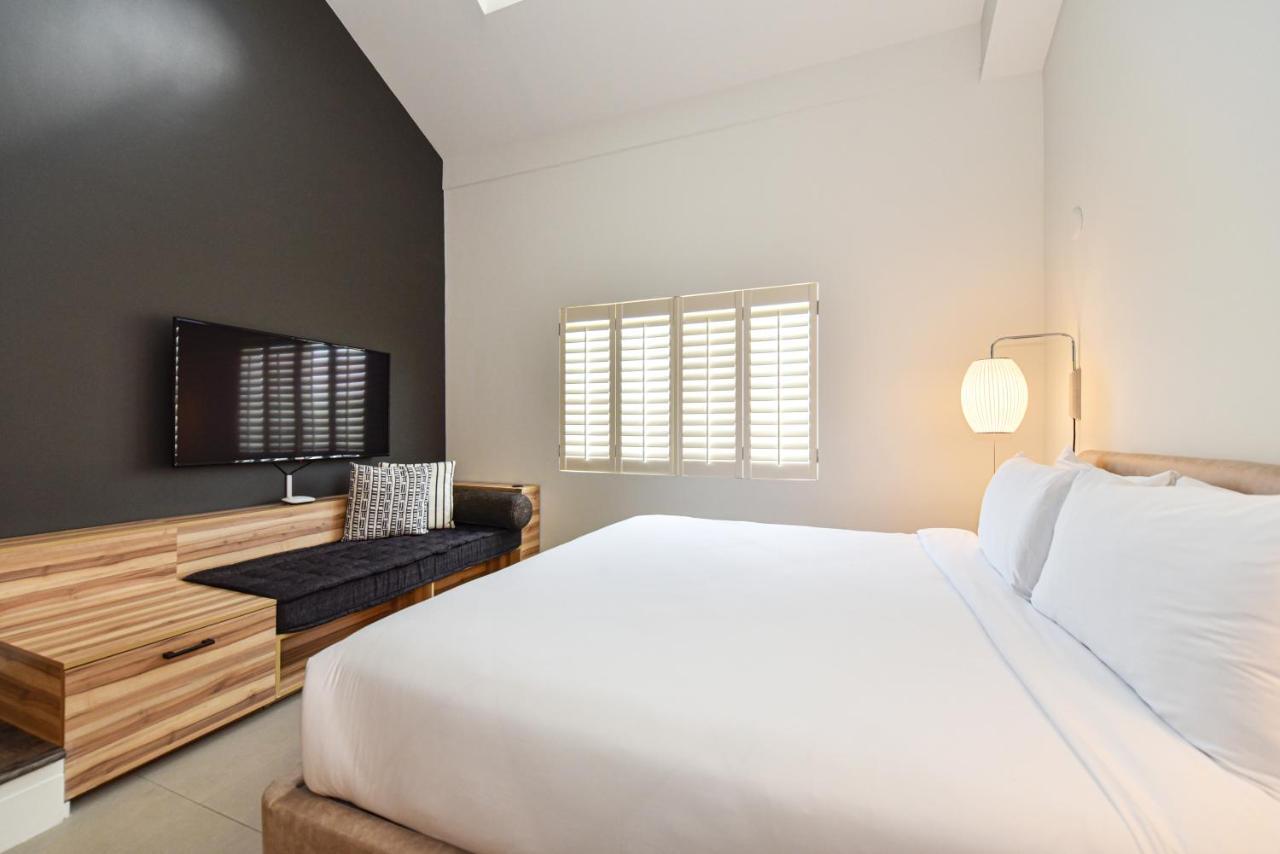 The Locale Hotel Grand Cayman George Town Ngoại thất bức ảnh